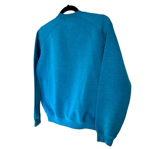 Crew neck sweatshirt with pockets! - Picture 2 of 4